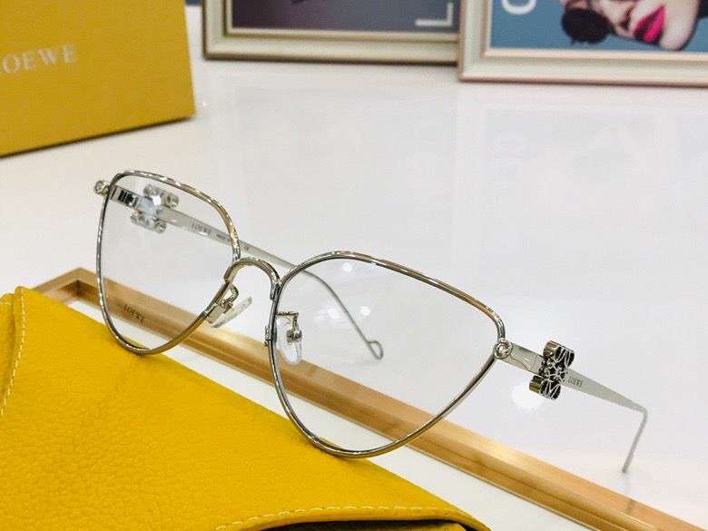 Picture of Loewe Sunglasses _SKUfw49211623fw